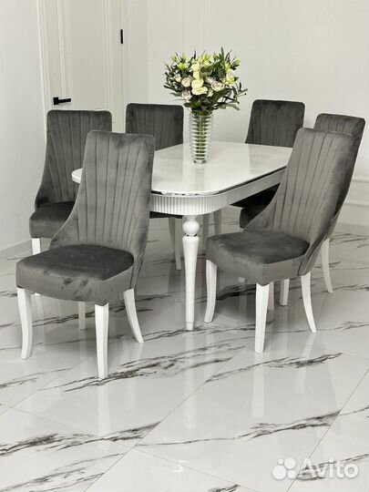 Столы и стулья новые обеденный набор