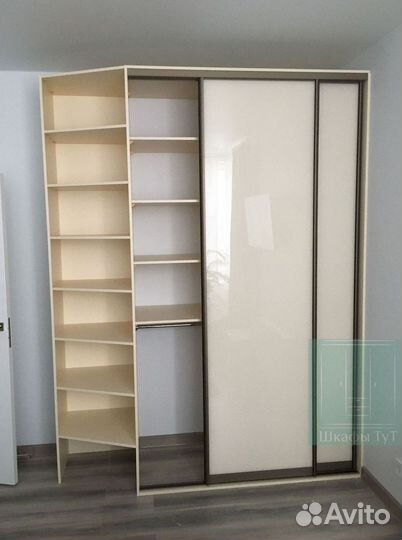 Шкаф стенка