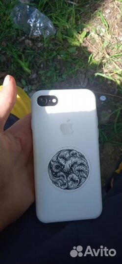 Мобильные телефоны бу iPhone 7