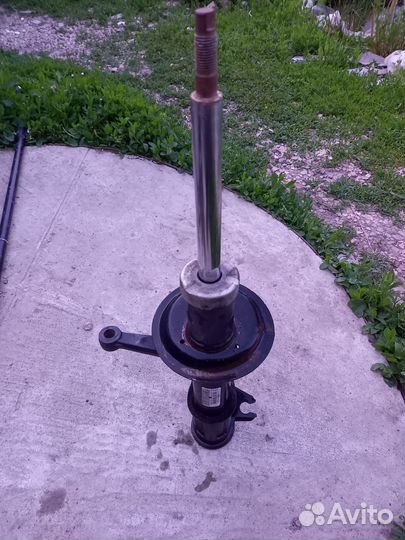 Амортизатор стойка передняя ваз 2110-12