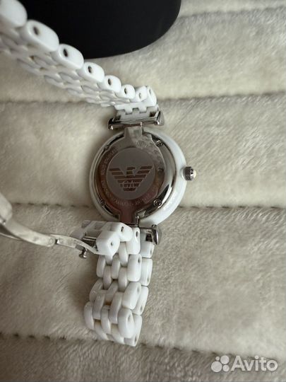 Часы женские Emporio Armani