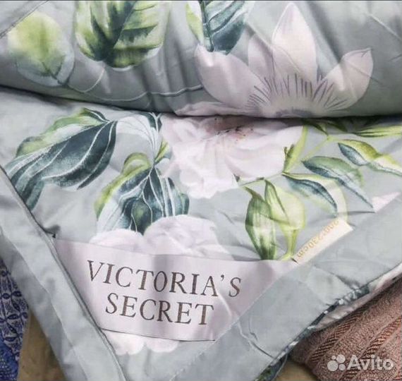 Постельное белье с одеялом Victoria secret евро
