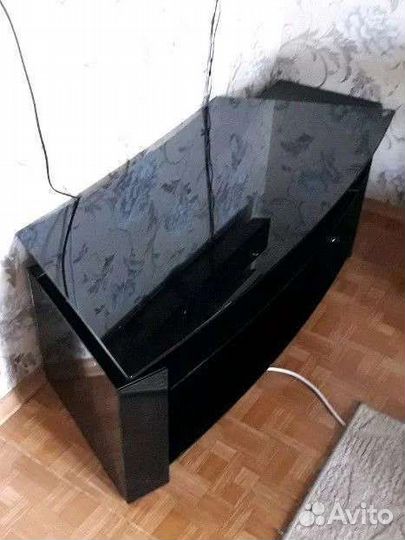 Продам стол-подставку под телевизор