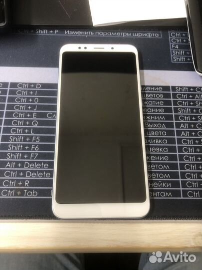 Xiaomi Redmi 5 Plus, 4/64 ГБ