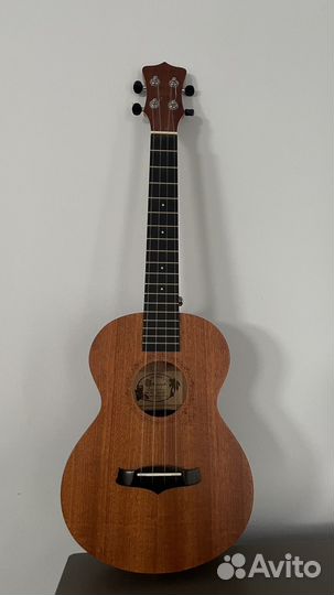 Укулеле Enya EUT-20