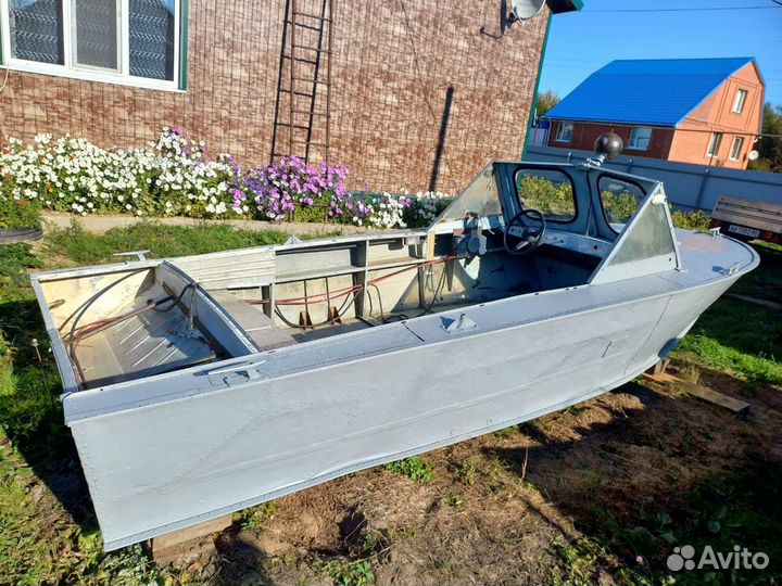 Лодка моторнач Прогресс 4