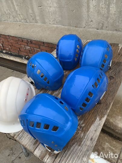 Шлем хоккейный