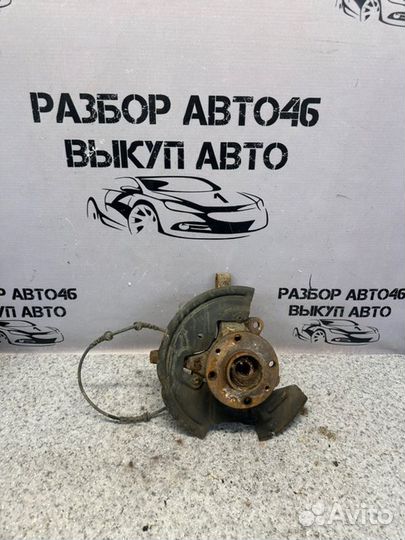 Кулак поворотный передний правый Nissan Almera G15