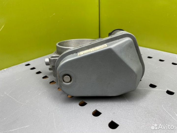 Дроссельная заслонка Mercedes-Benz E-Class W210