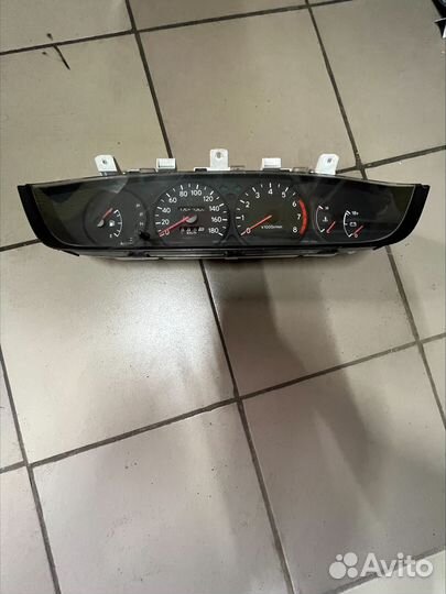 Спидометр Toyota Corolla Levin 832001E820 AE100