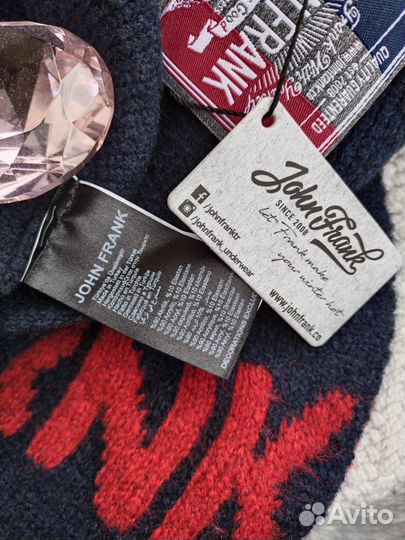 Абсолютно новый шарф 