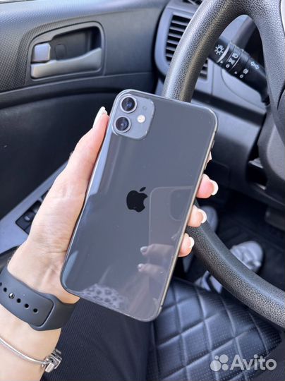 iPhone 11, 64 ГБ