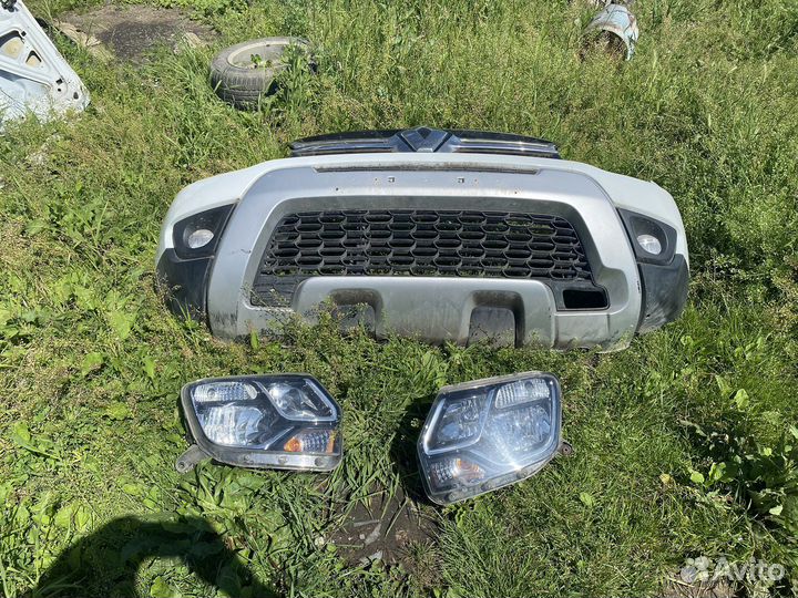 Авторазбор Renault Duster рестайл,правая фара