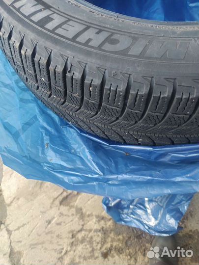 Michelin X-Ice North 215/65 R16