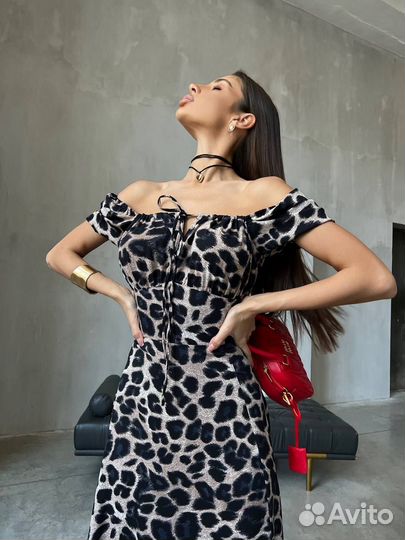 Платье вечернее