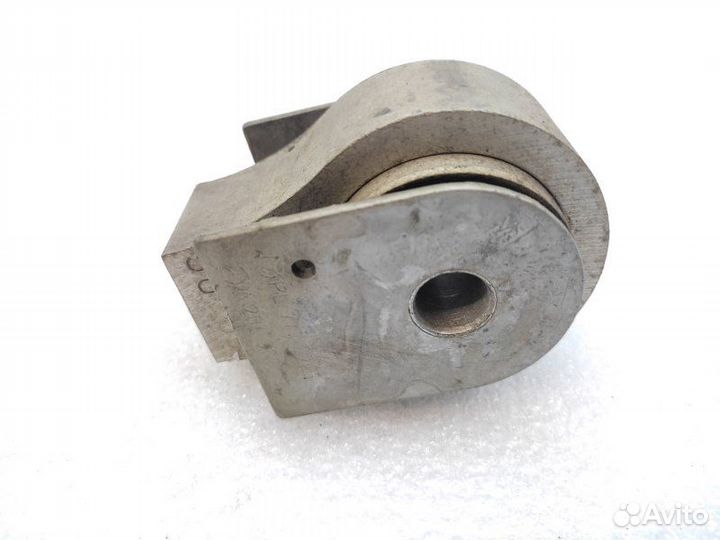 Подушка редуктора задняя Mercedes-Benz C-Class