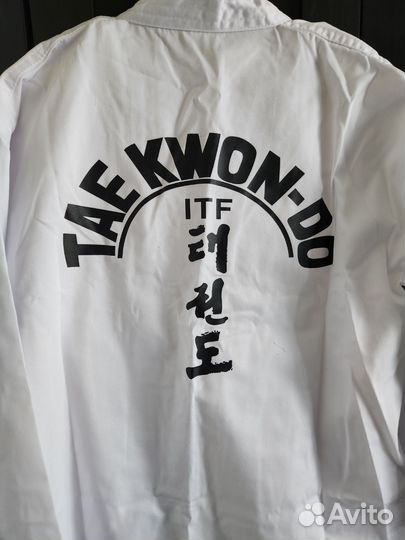 Форма для тхэквондо 180