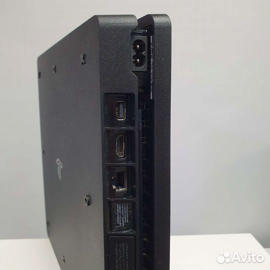 Sony PS4 Slim 1TB с игрой и комплектом