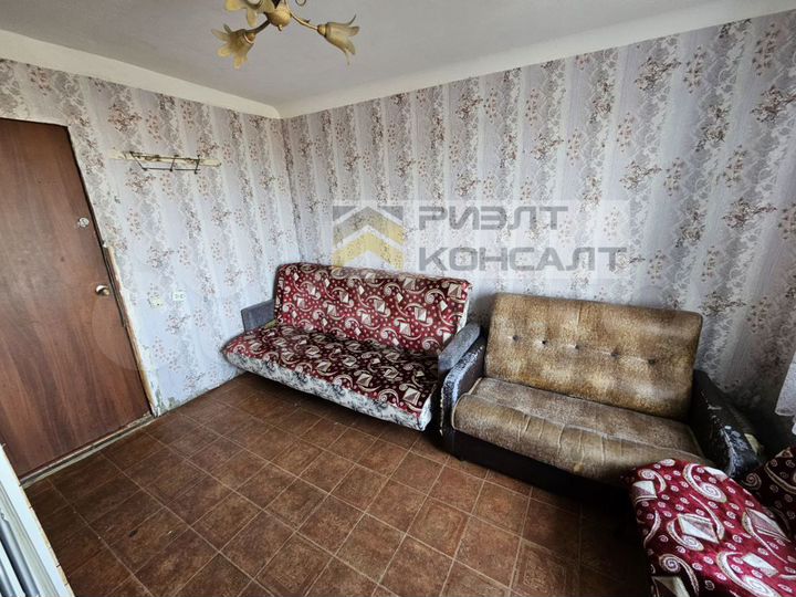 Комната 11,8 м² в > 9-к., 4/5 эт.