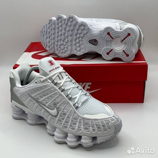 Кроссовки nike shox белый