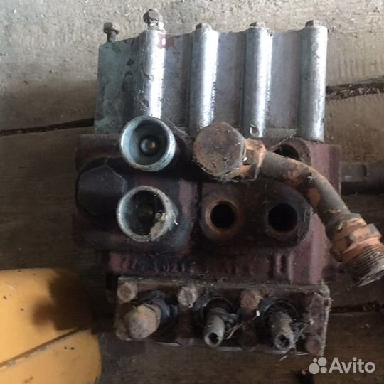Запчасти к трактору сороковке