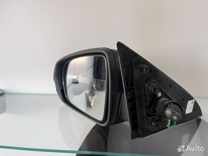 Зеркало наружное левое в сборе LADA Веста