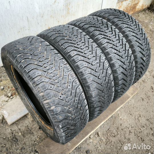 Goodyear UltraGrip 500 185/65 R15