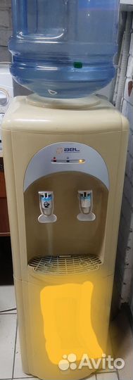 Кулер для воды напольный