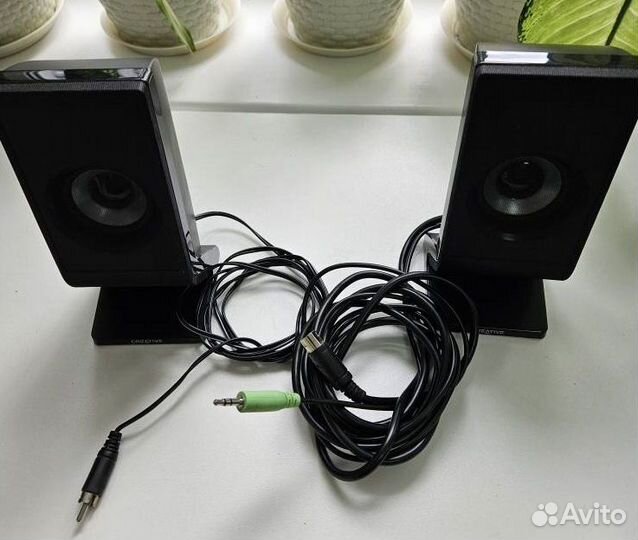 Сабвуфер и колонки Creative