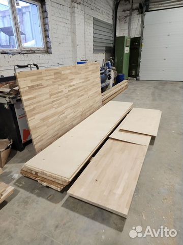 Стол для столовой