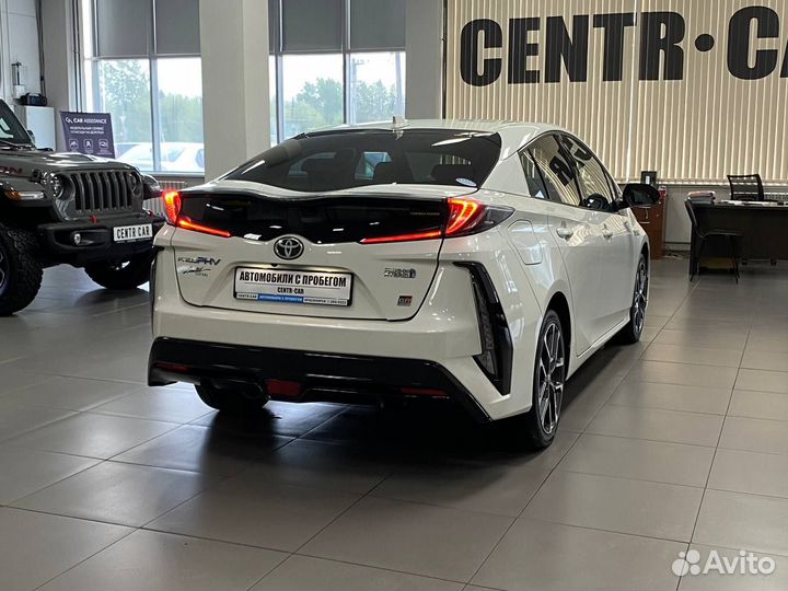 Toyota Prius PHV 1.8 CVT, 2018, 126 612 км