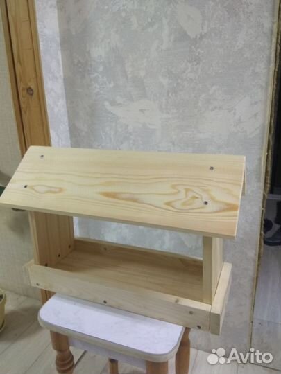 Скворечники для птиц и кормушки