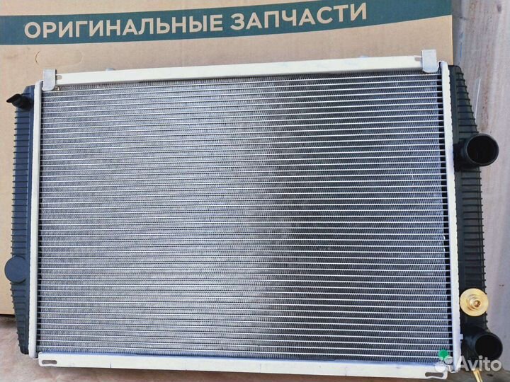Радиатор охлаждения УАЗ патриот, Пикап, Профи