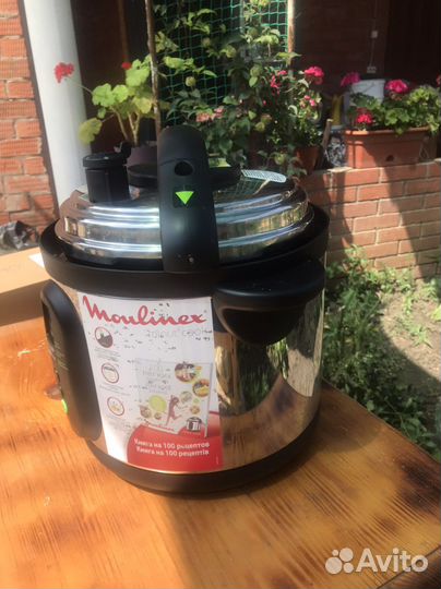 Мультиварка новая