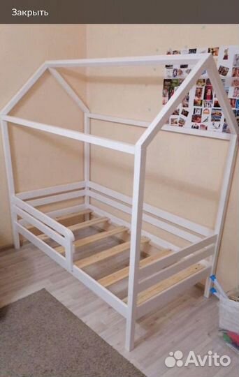 Детская кроватка - домик