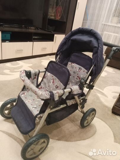 Коляска для кукол