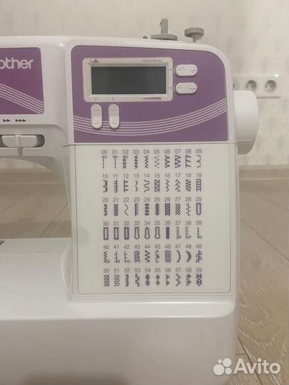 Швейная машинка Brother JS60E