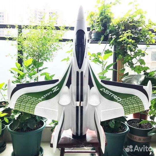 Радиоуправляемый самолет, Astro Blaze