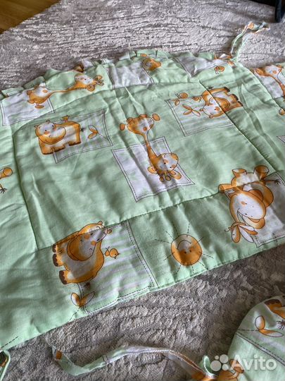 Бортики на детскую кроватку