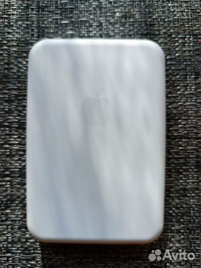 Пауэрбанк для айфона