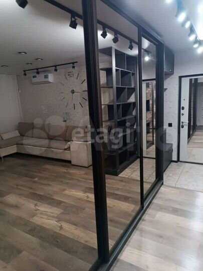 4-к. квартира, 80 м², 1/9 эт.