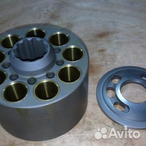 Блок цилиндров с распределителем L R HPV190 (PC400