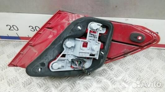 Фонарь задний левый mercedes benz C-class W204 (LD