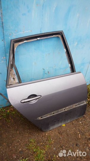Задняя правая дверь рено сценик 2