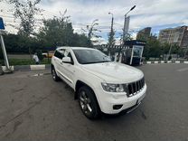 Jeep Grand Cherokee 3.6 AT, 2012, 155 000 км, с пробегом, цена 2 000 000 руб.