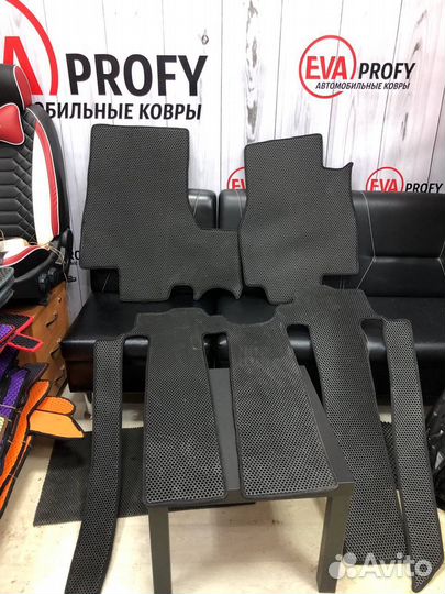 Авттковрики на 2 ряда Honda Stepwagon гибрид