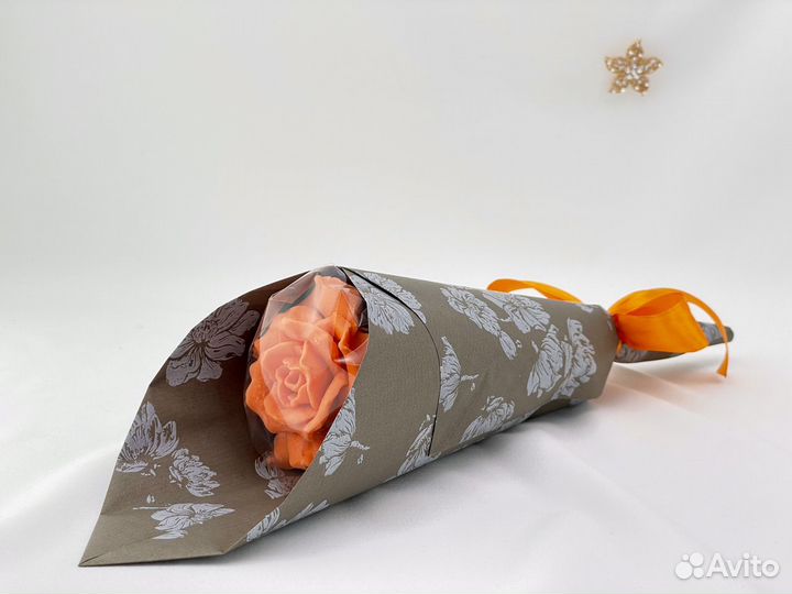 Роза из шоколада