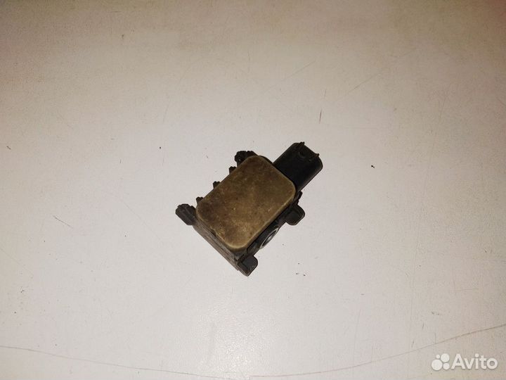 A0038202926 Датчик удара Mercedes-Benz 164 221