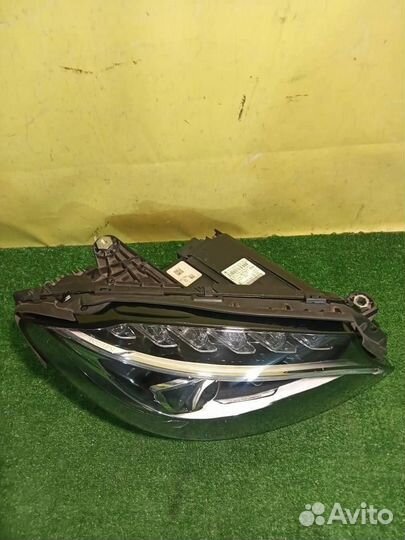 Фара правая LED mersedes benz C-Class (W205) 2013