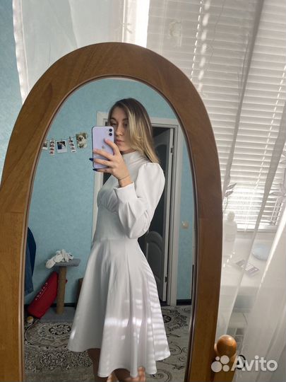 Белое платье